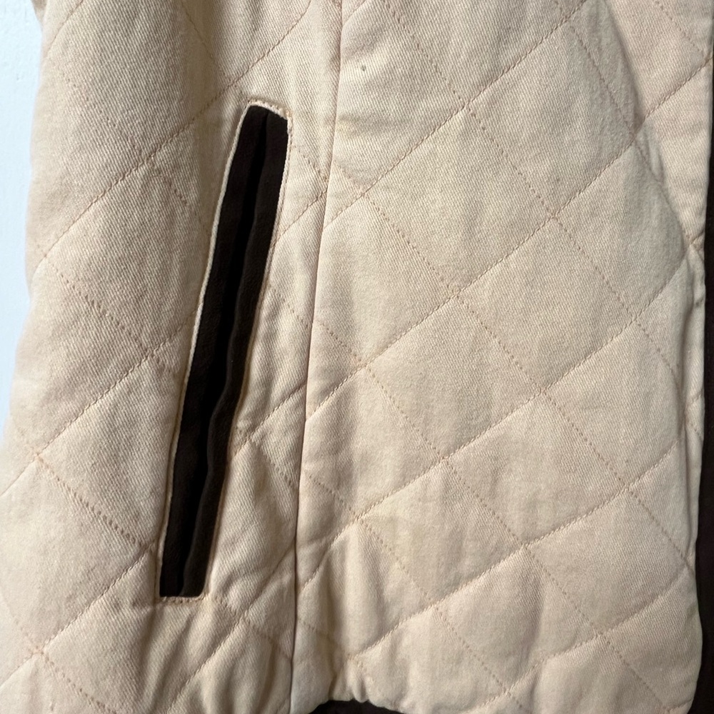 Madison Creek Outfitters Beige/Very Light Yellow Quilted Vest for Women - Picture 4 of 7